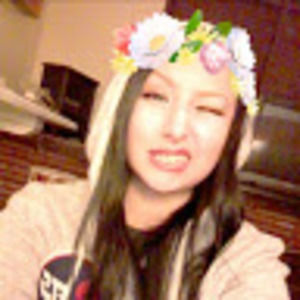 Meet your Posher, Jenna lee